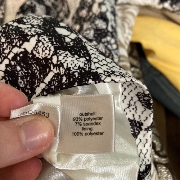 The Limited Scandal Collection Jacket Blazer Sz S Black White Floral Lace Print‎ - Picture 6 of 9